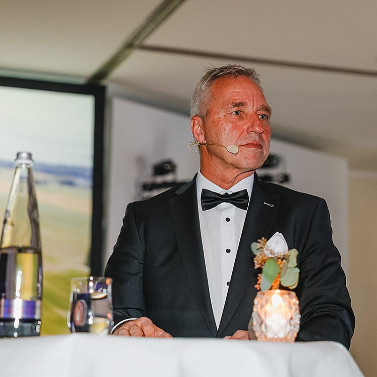 Moderator Herbert Fritzenwenger.