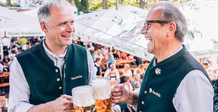 Technischer Geschäftsführer und Braumeister Dipl. Ing. Thomas Frank (l.) und Geschäftsführer Dirk Steinebach. Foto: Auerbräu GmbH