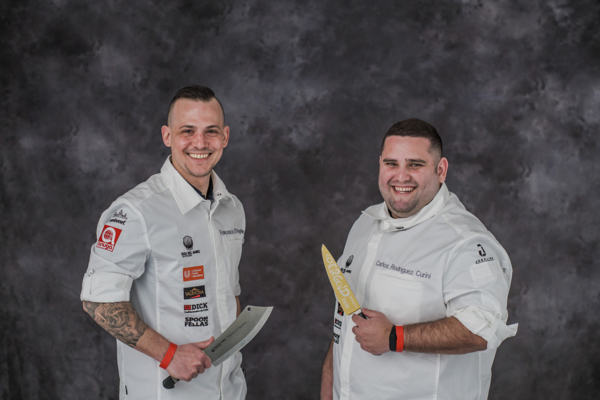 Francesco D’Agostinomit (l.) kochte sich mit seinem Assistenten Carlos Rodriguez Curini in das Finale zum Koch des Jahres.